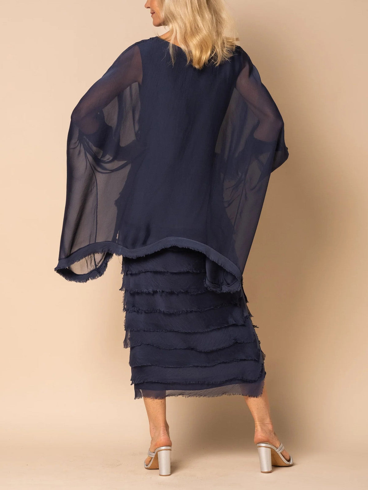 Gracella | Midi Jurk met Gerafelde Rand