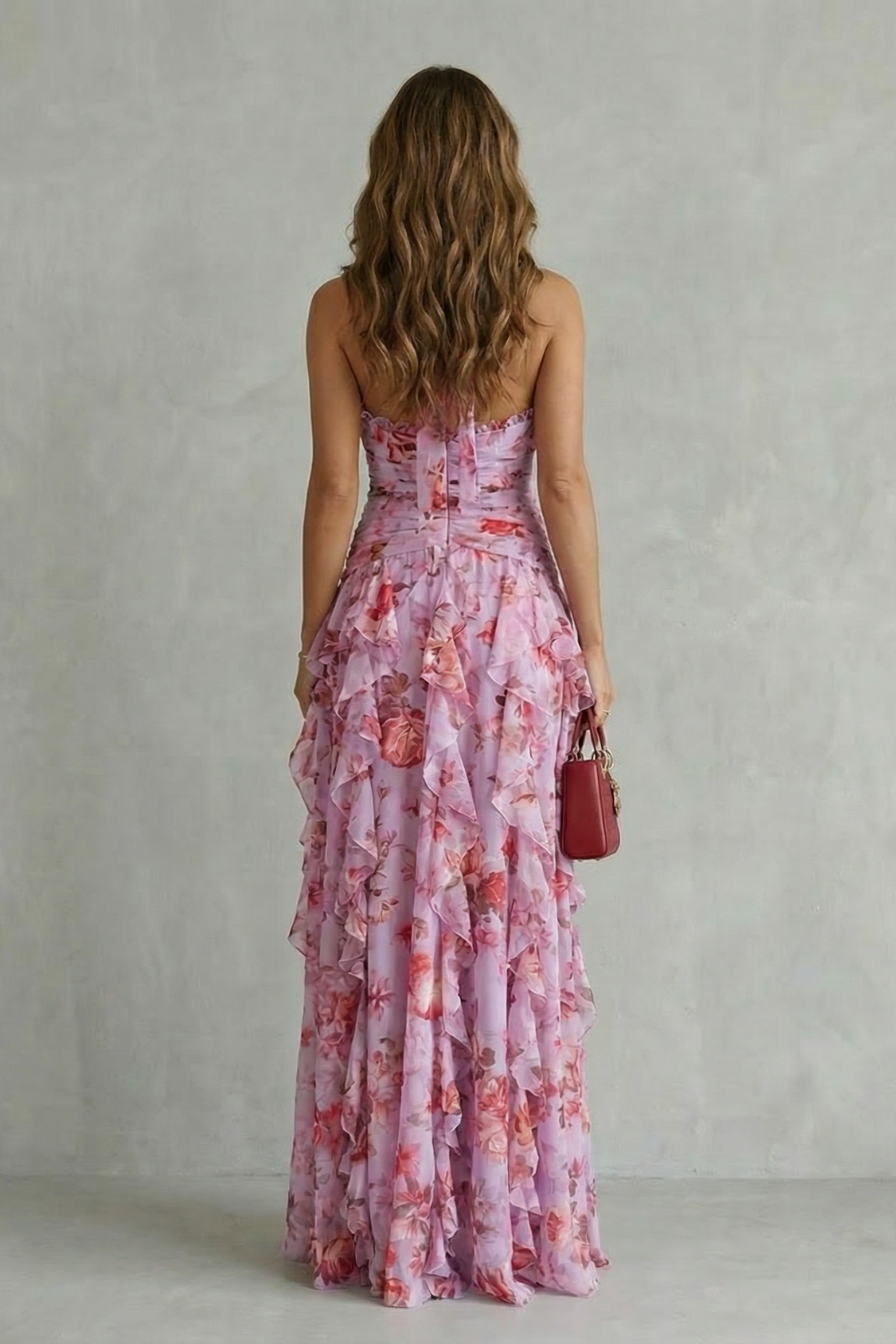 Belladina | Romantische maxi-jurk met halternek en rozenpatroon