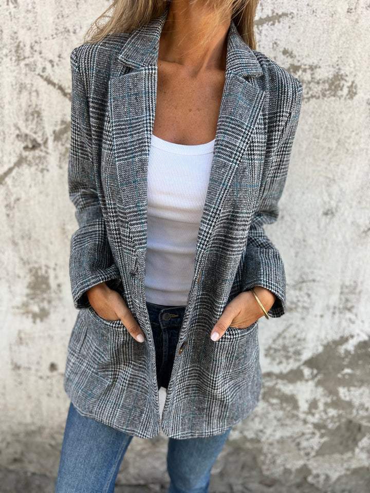 DANIELA – TIJDLOZE RUITJES BLAZER