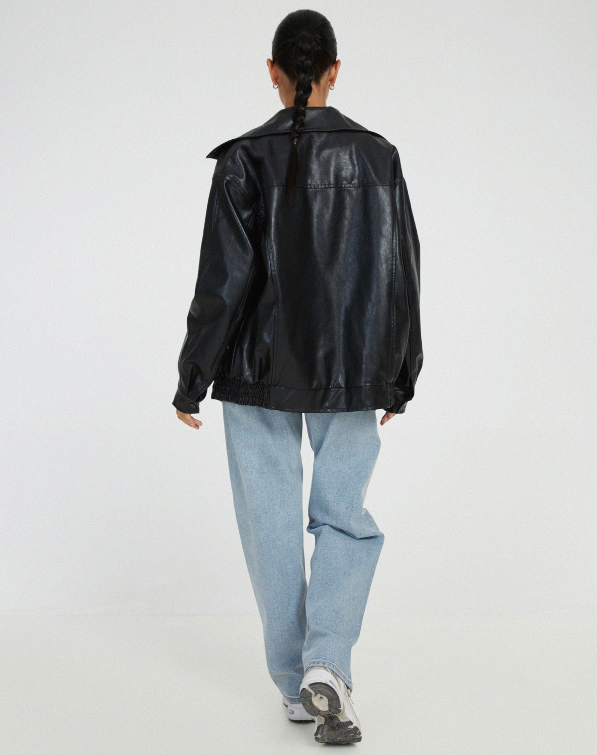 Luxe Dames Leren Bomberjack met Oversized Pasvorm