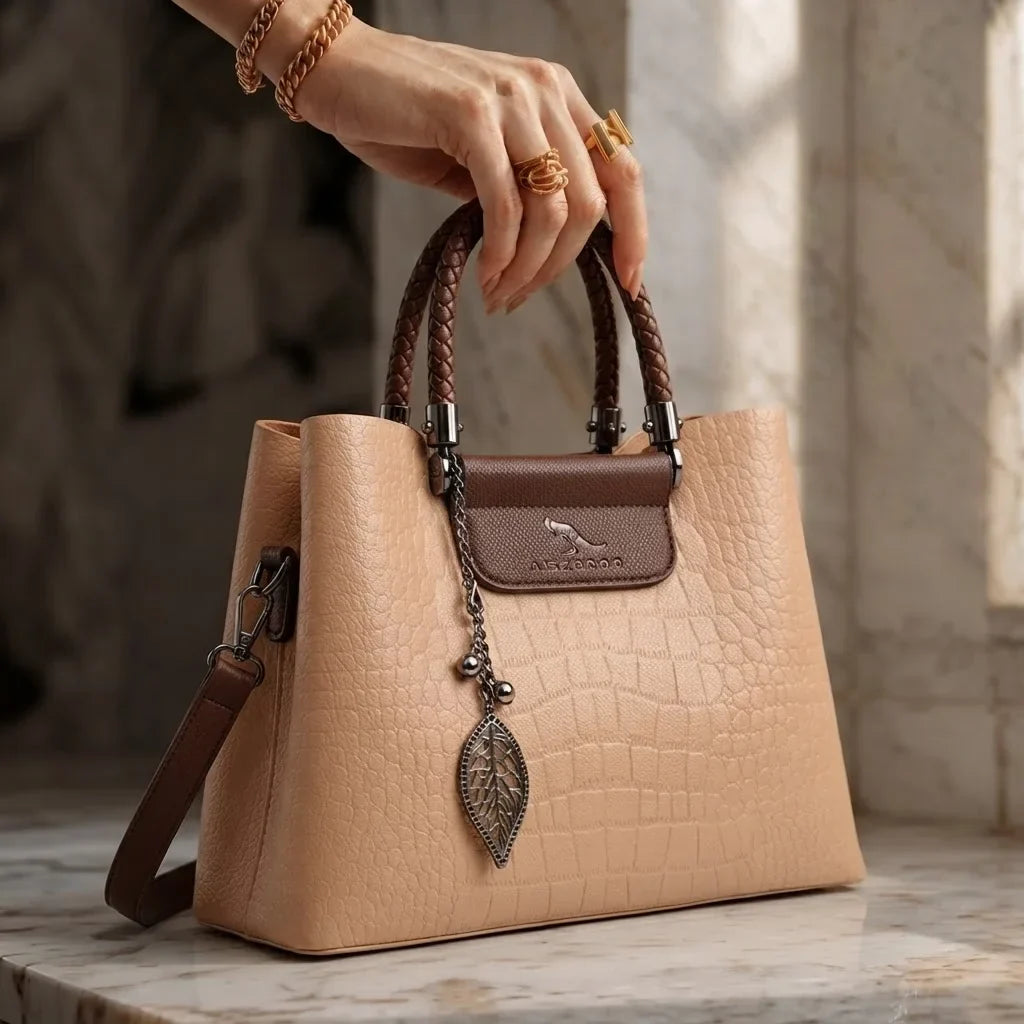 L'Éloriée Gegraveerde Vintage Leren Tas