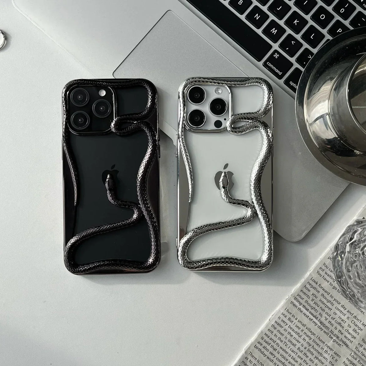 Serpentine Charm iPhone Hoes