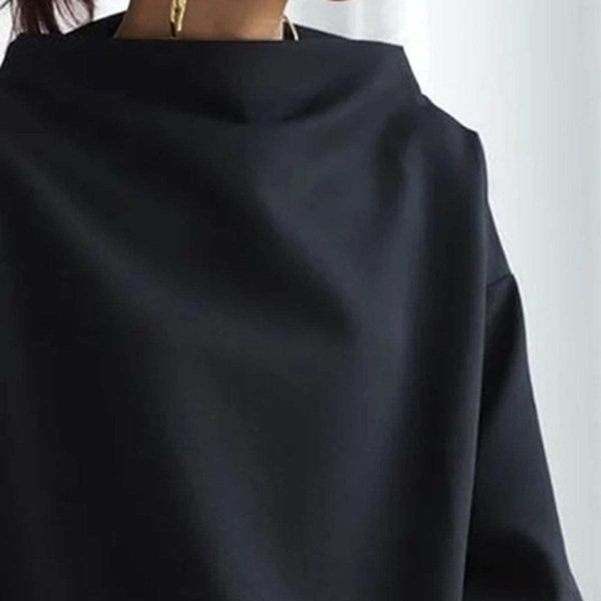 Elidi | Casual top met hoge hals