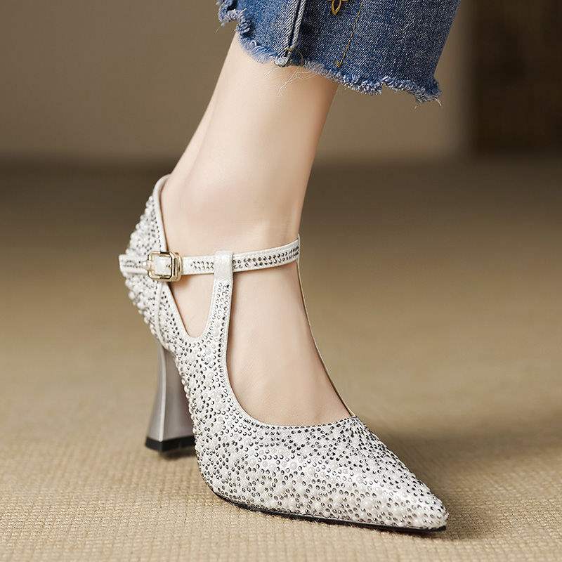 Kiera Rhinestone Hakken