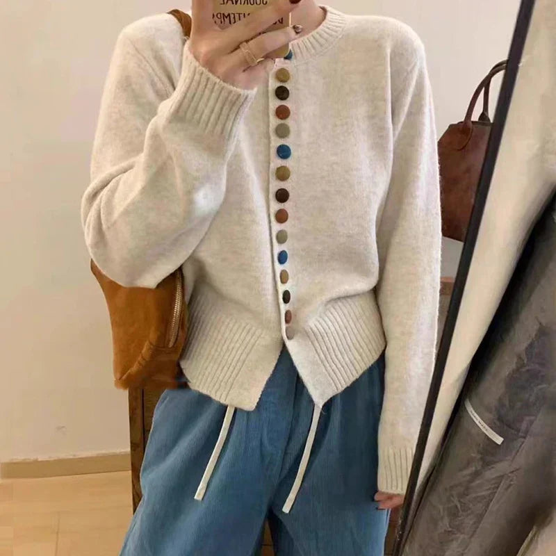 AUDREY – MULTIKLEUREN KNOPEN BREI JAS