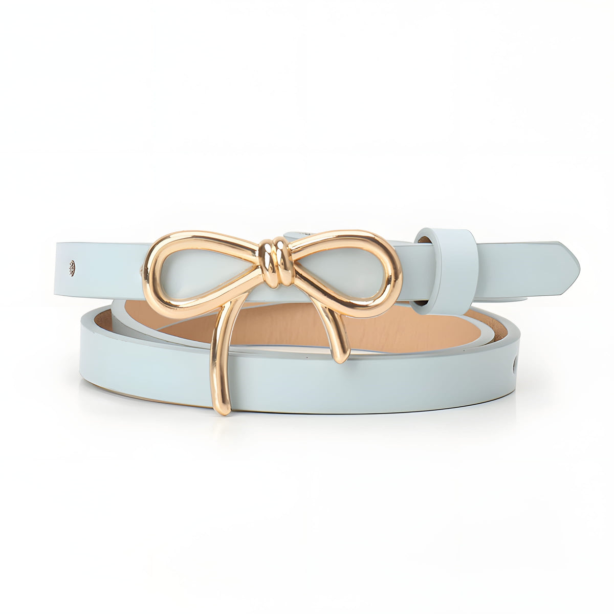 Léonie Riem met Strik