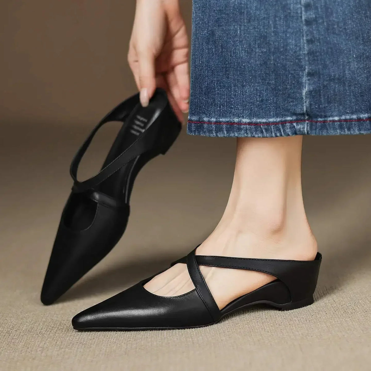 Margot Cross-Strap Leren Mule