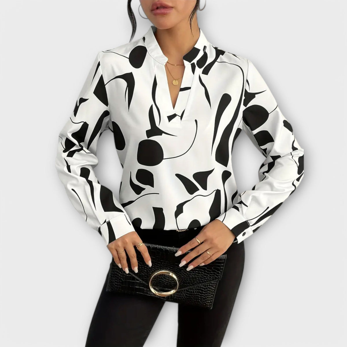 Zaylith | Elegante blouse met V-hals