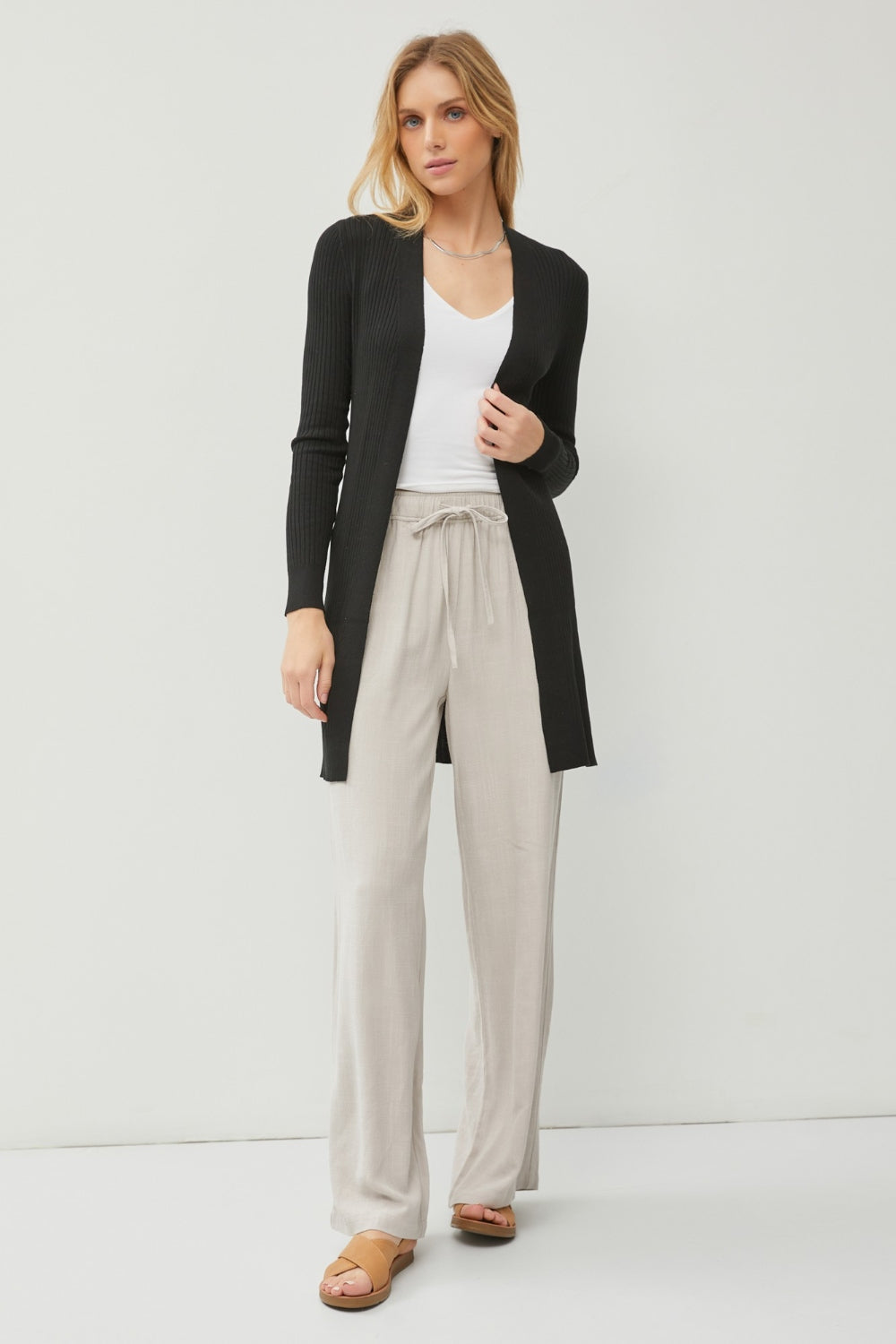 Elegant Open Vest Met Lange Mouwen Zwart - Mira
