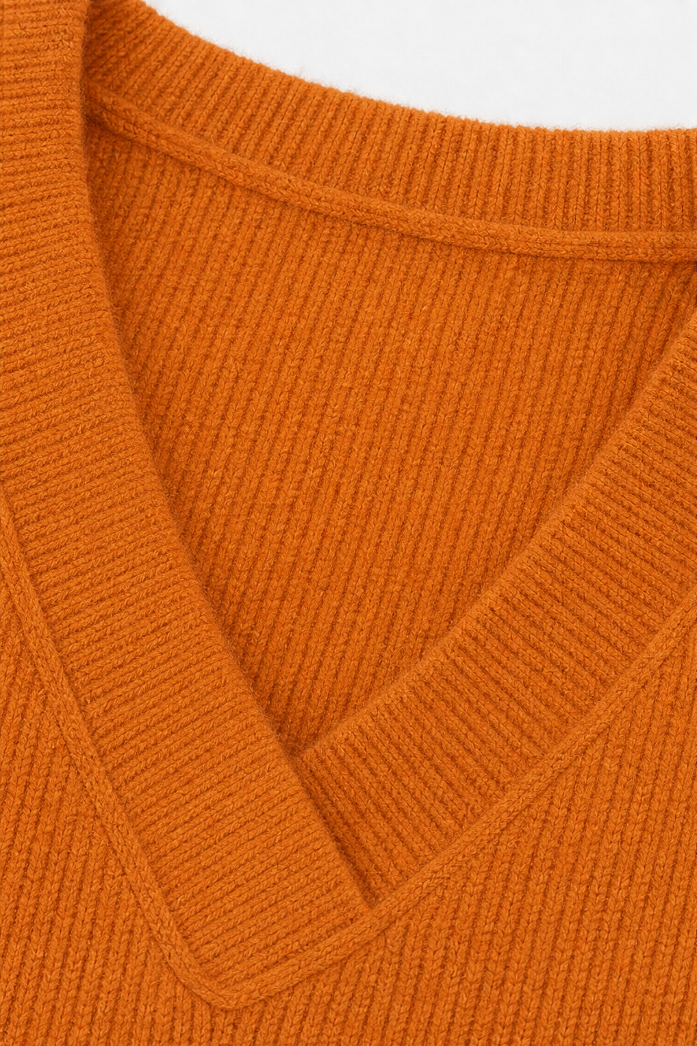 Softline – Geribbelde V-hals Relaxed Brei Sweater