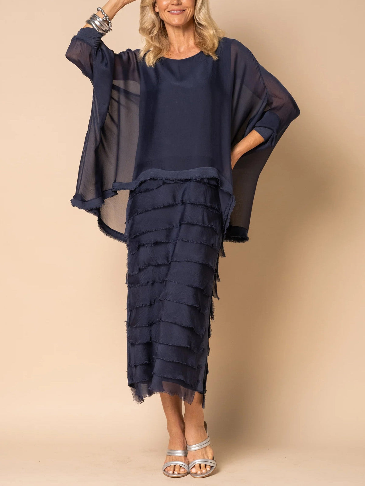 Gracella | Midi Jurk met Gerafelde Rand