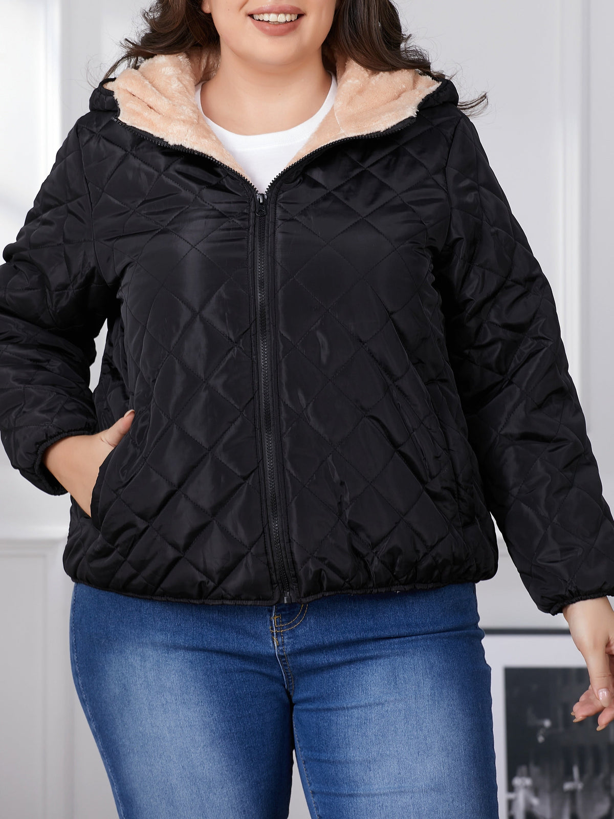 Lara | Plus size kleurblok gewatteerde jas met capuchon