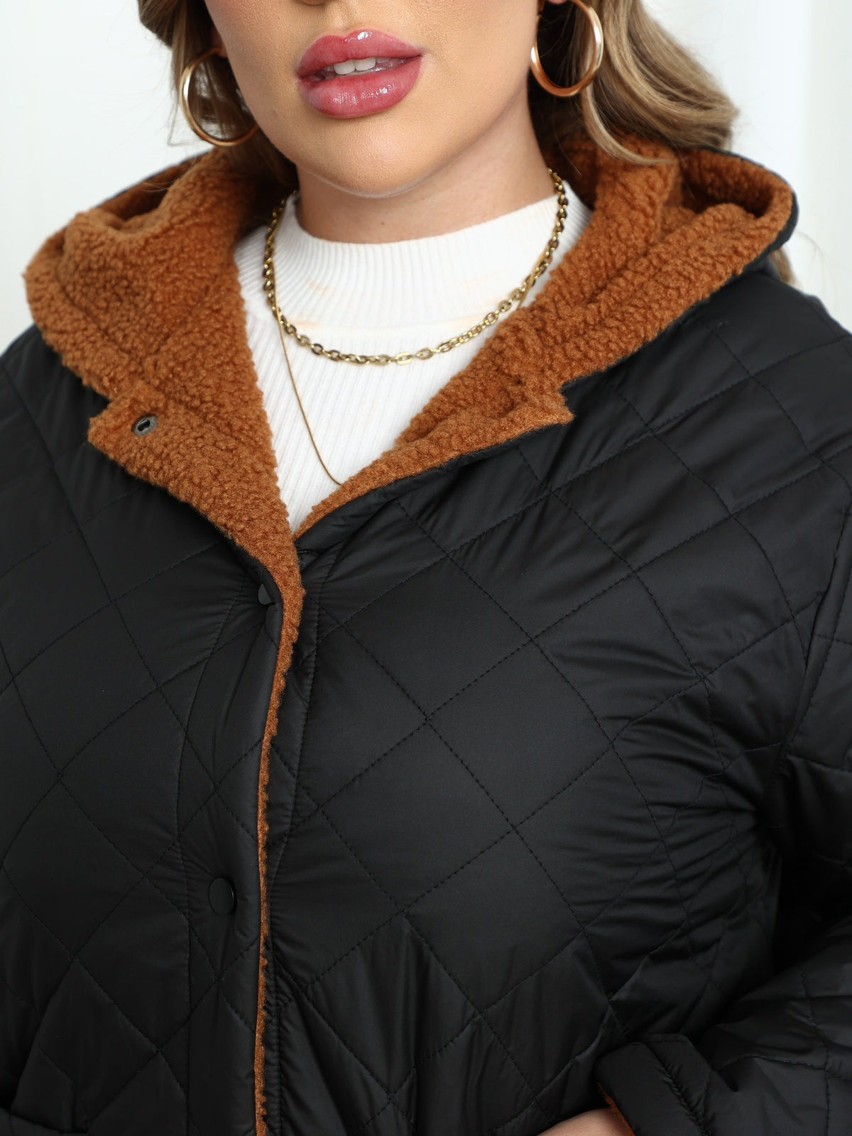Nina | Plus size pluche gevoerde capuchon gewatteerde jas