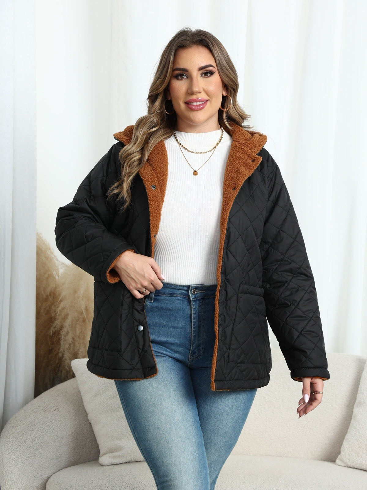 Nina | Plus size pluche gevoerde capuchon gewatteerde jas