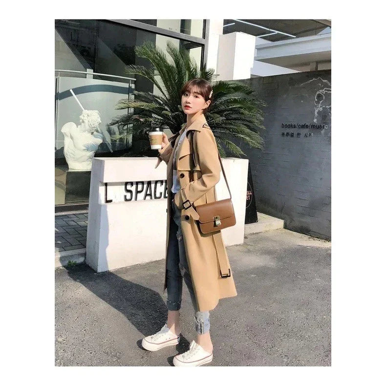 Lange Dames Trenchcoat met Dubbele Knoopsluiting