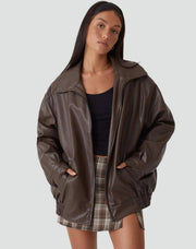 Luxe Dames Leren Bomberjack met Oversized Pasvorm